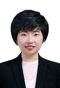 靳亚亚